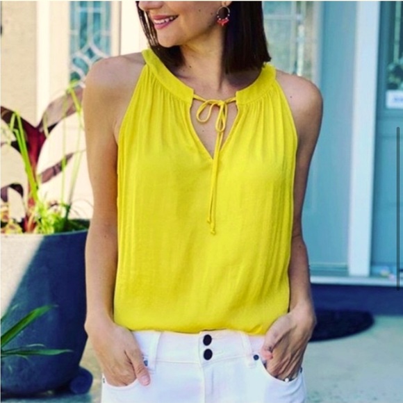 🎃CAbi Yellow French Dot Halter Neck Tank Top Medium - Picture 1 of 15